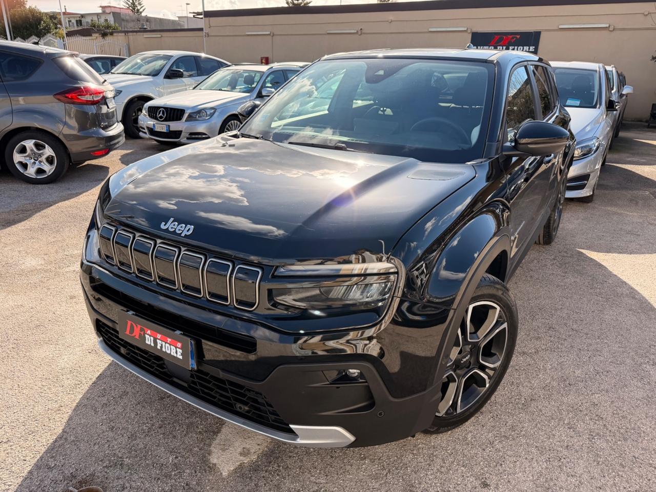 Jeep Avenger 1.2 100 CV Summit TOTAL BLACK