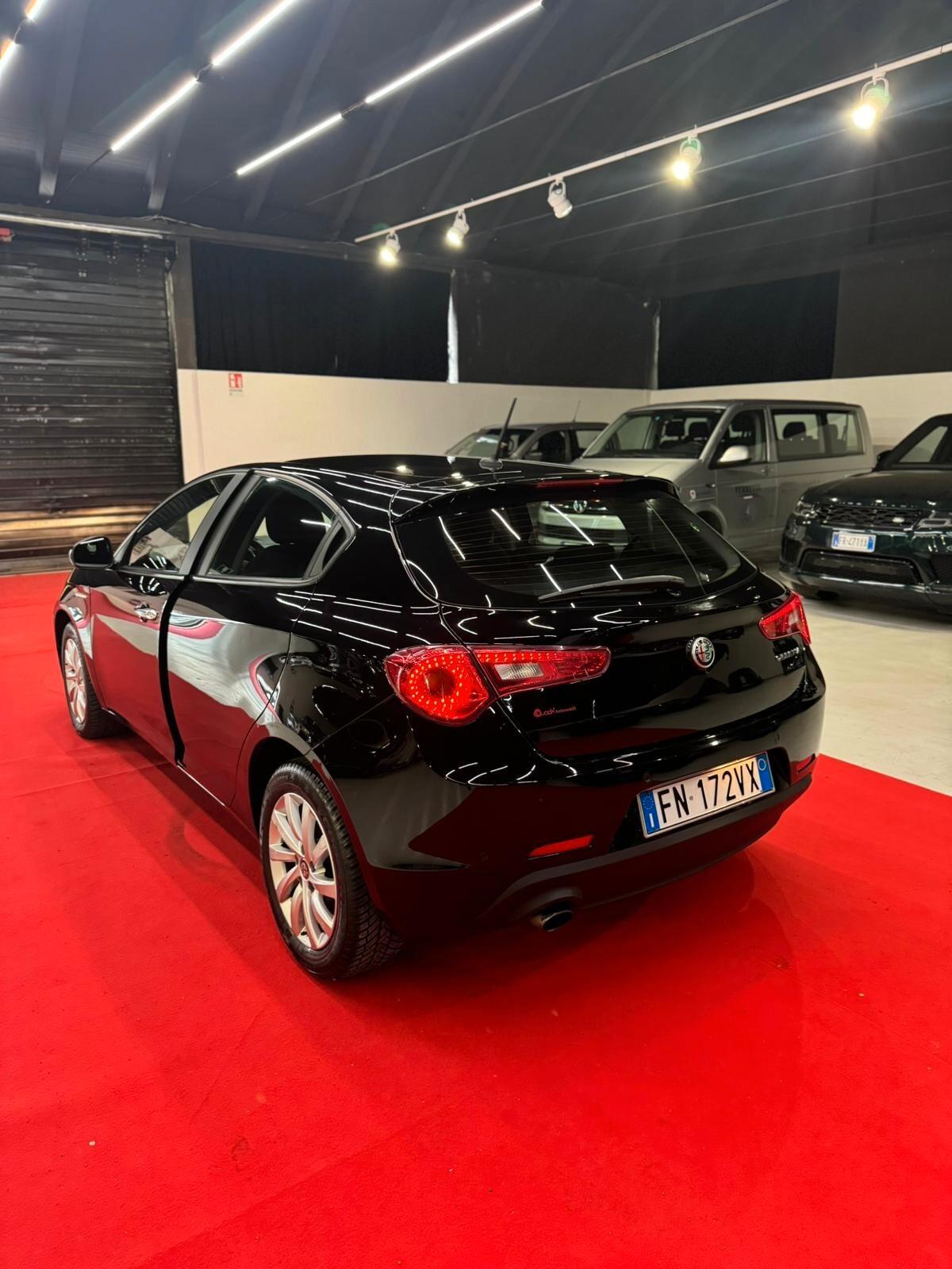 ALFA ROMEO GIULIETTA -NEOPATENTATI