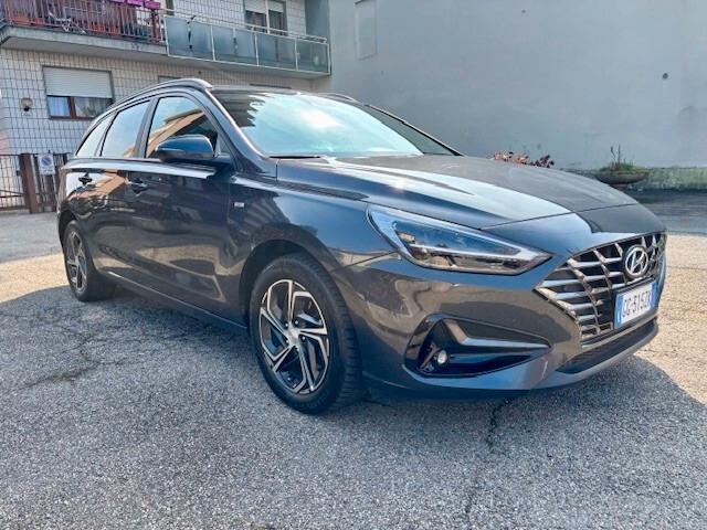 Hyundai i30 1.6 CRDi 136cv DCT 48V Prime SW