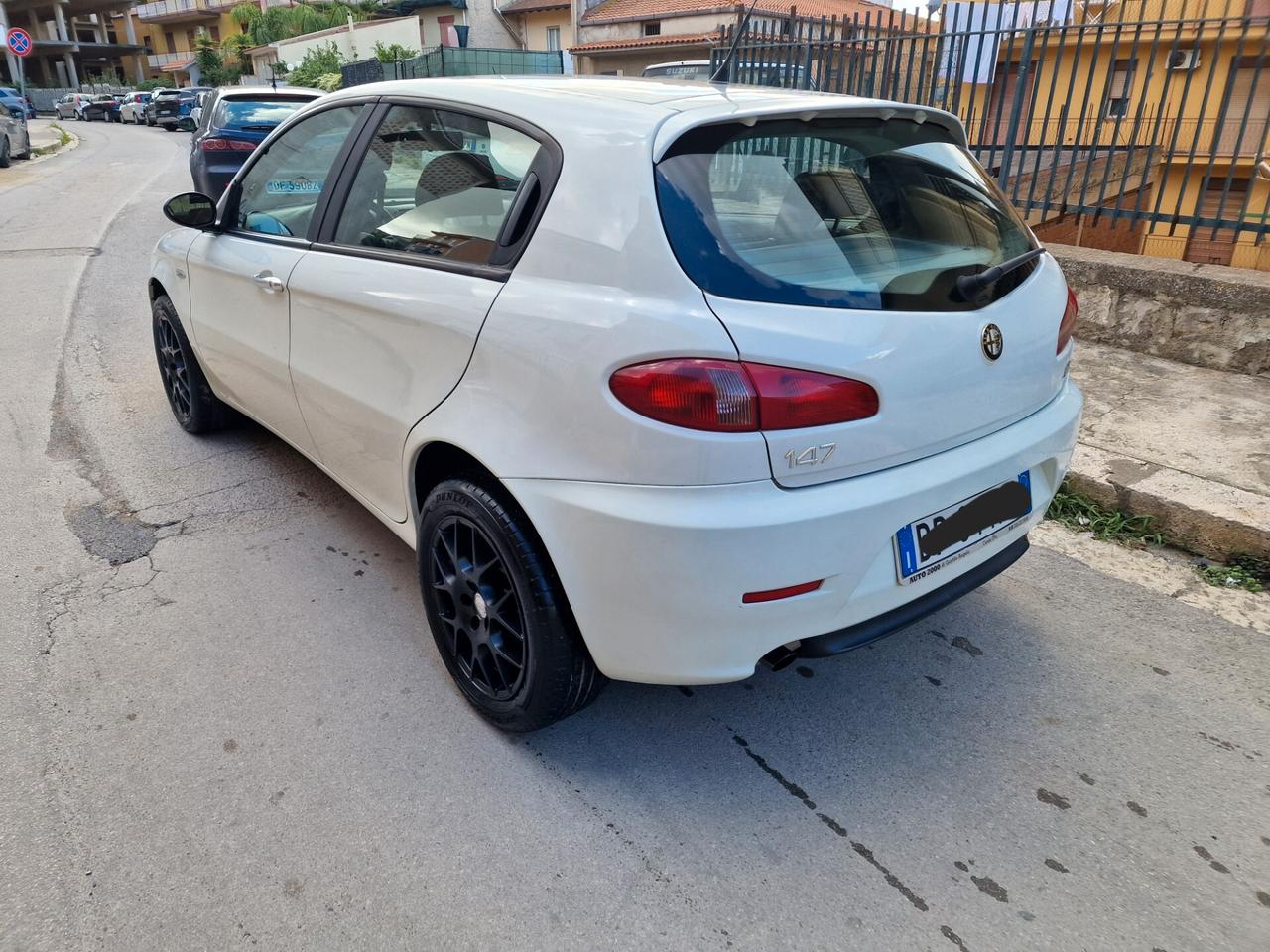 Alfa Romeo 147 1.9 JTD M-JET 16V 5 porte Dist.