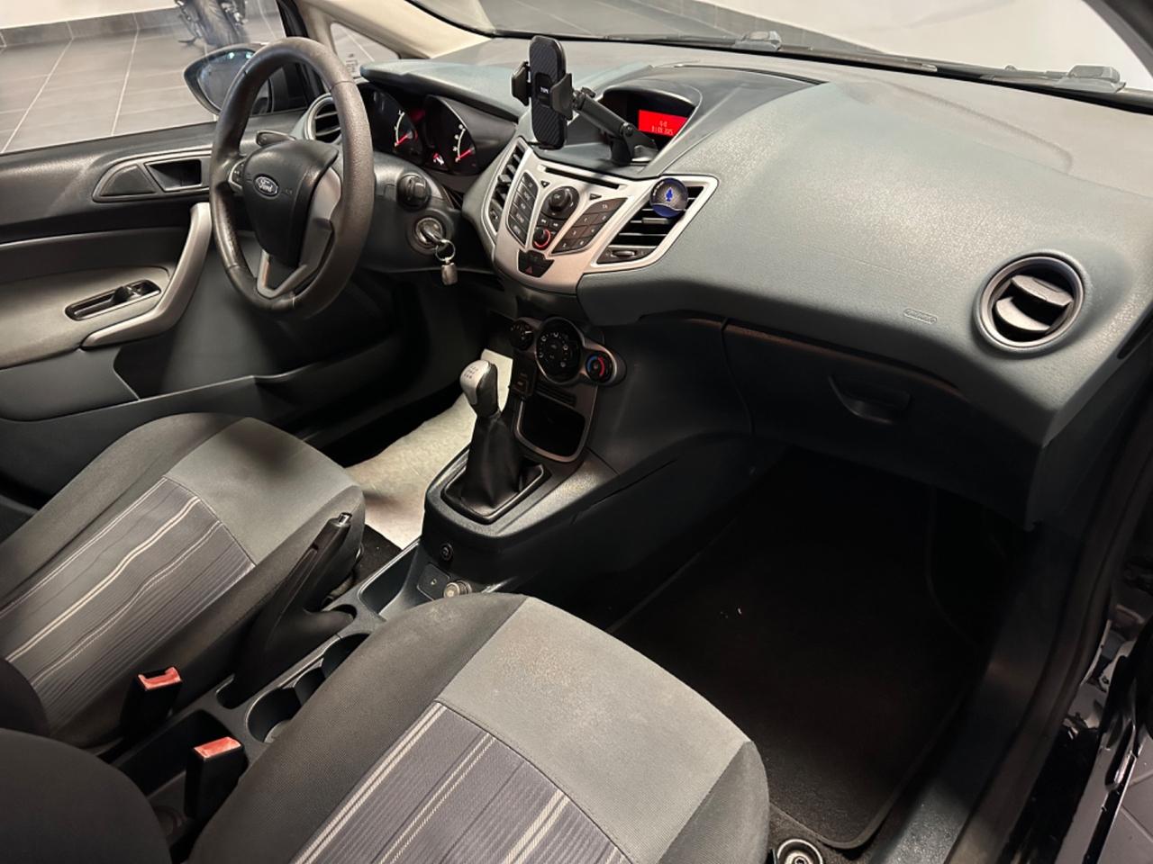 FORD FIESTA 1.4 NEOPTATENTI 95CV GPL TITANIUM