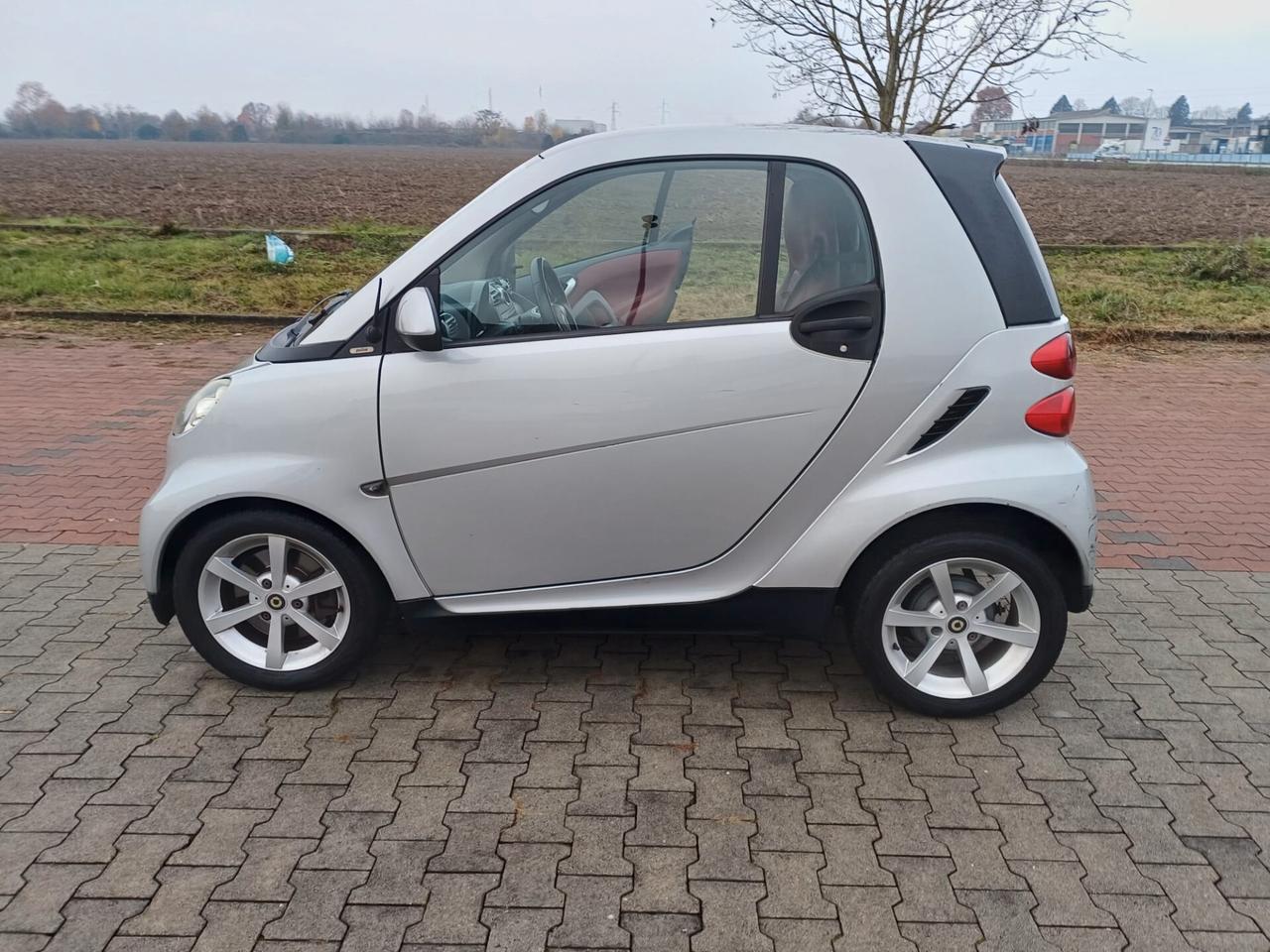 Smart ForTwo 1000 52 kW coupe limited two
