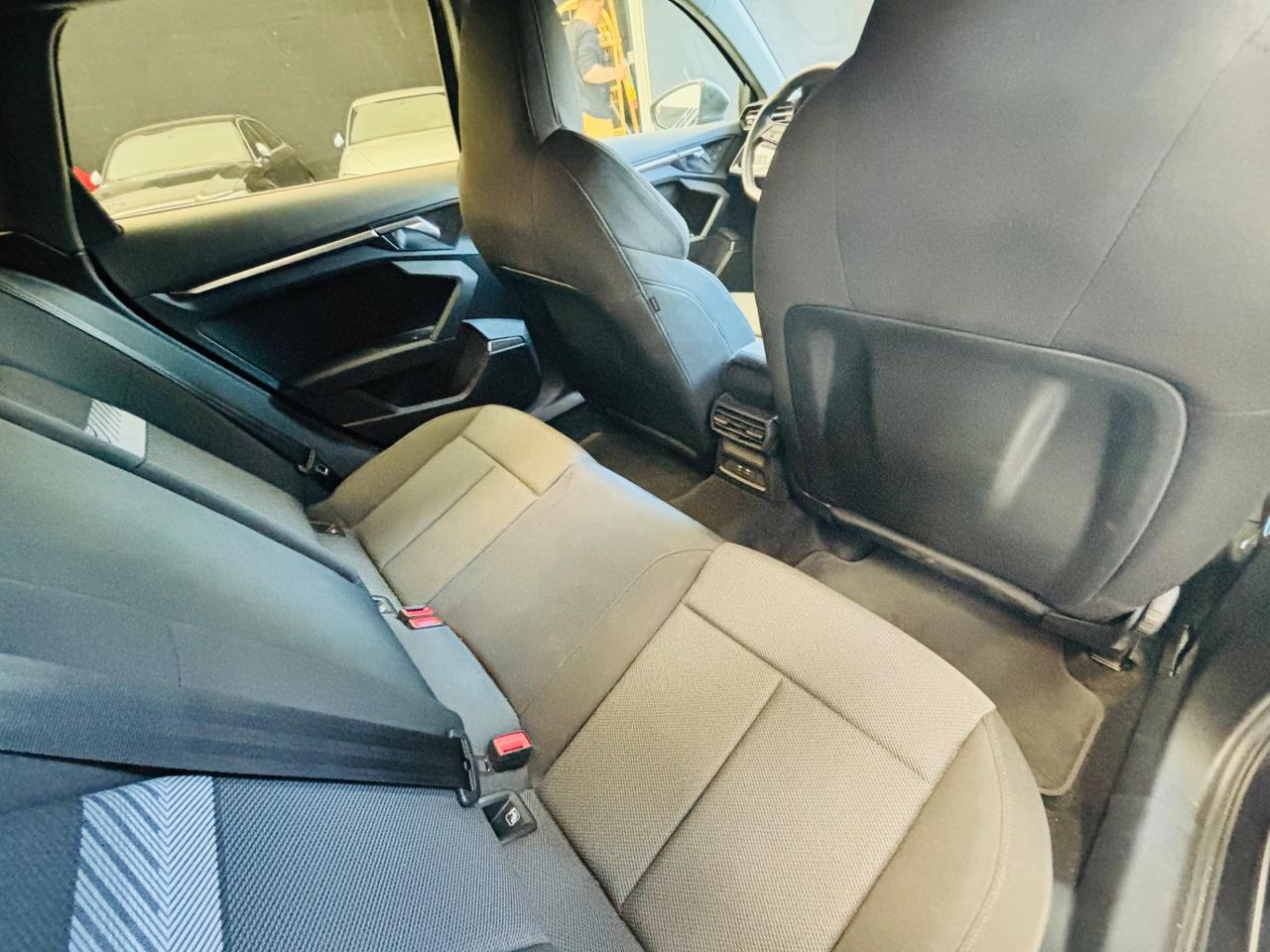 Audi A3 Sedan 35 TFSI S line edition
