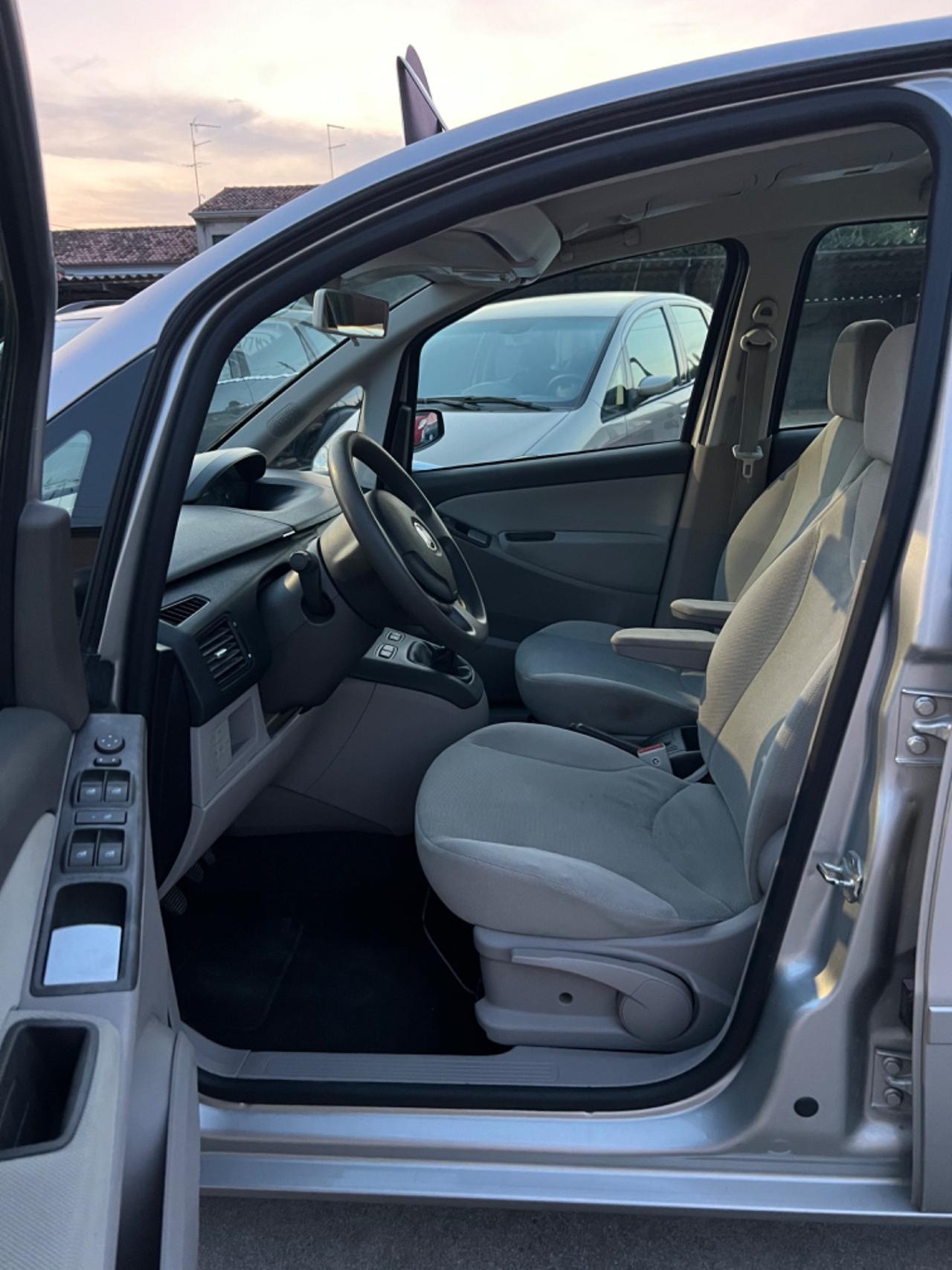 Fiat Idea 1.3 Multijet 16V Emotion