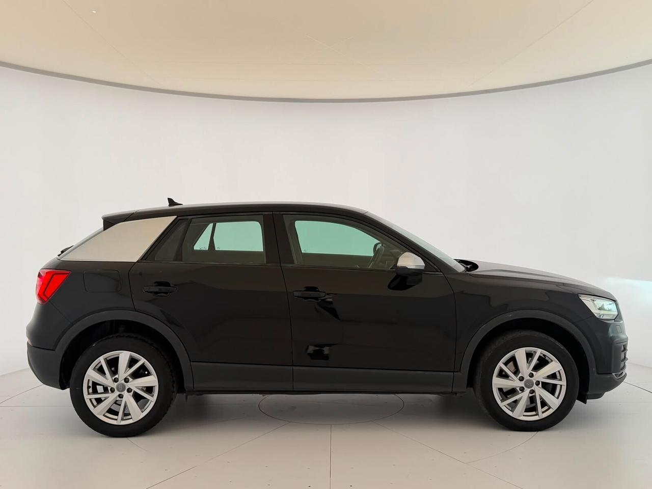 Audi Q2 1.6 TDI Business - NEOPATENTATI