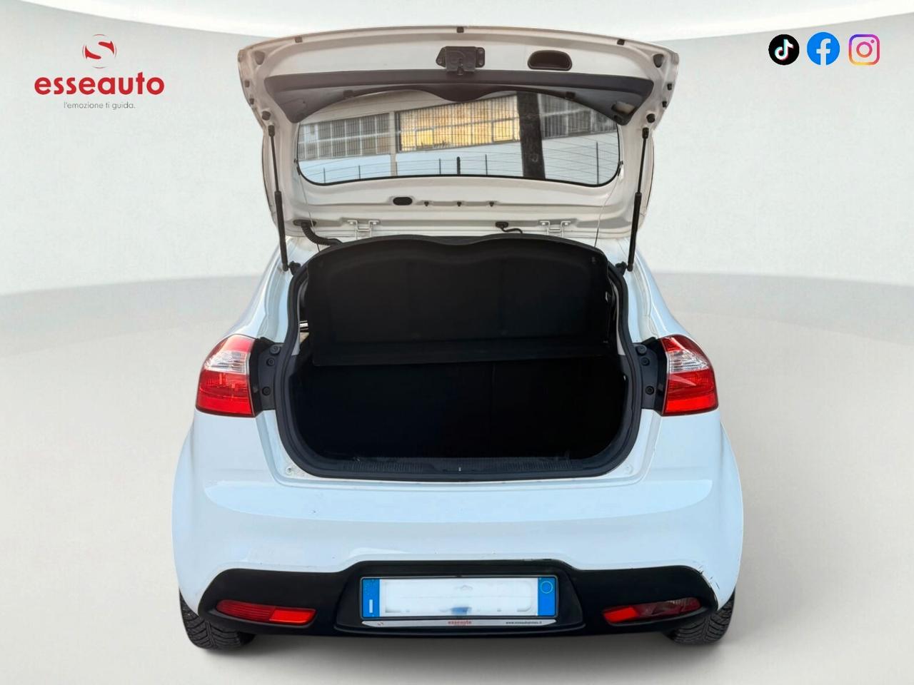 Kia Rio 1.1 CRDi WGT 5p. LX