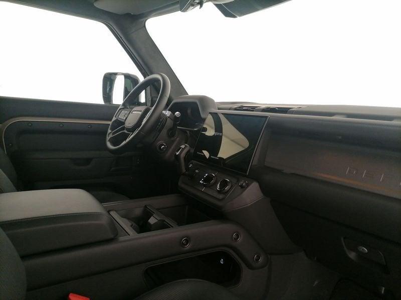 Land Rover Defender Defender 110 4.4 V8 mhev Octa awd 635cv auto