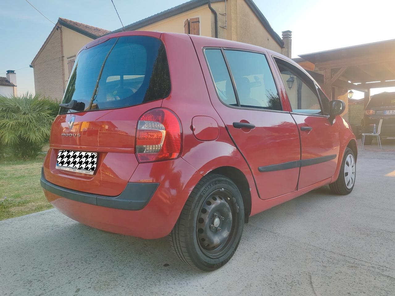 Renault Modus 1.2 16V GPL" 2009