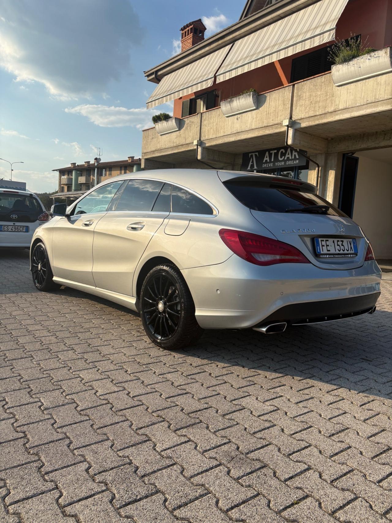 Mercedes-benz CLA 200 d Automatic Premium