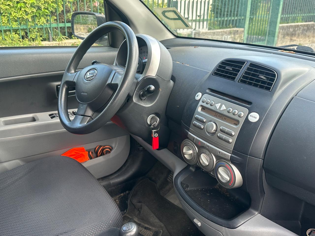 Daihatsu Sirion 1.0 12V Aki