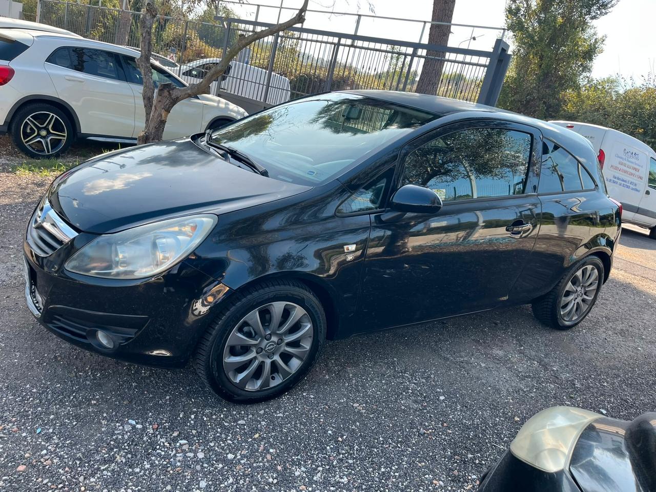Opel Corsa 1.2 3 porte Club