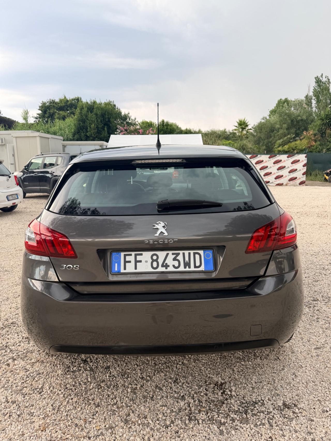 Peugeot 308 BlueHDi 120 S&S Business