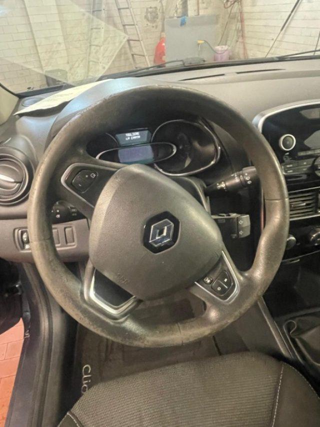 RENAULT Clio 1.2 75CV 5 porte Life