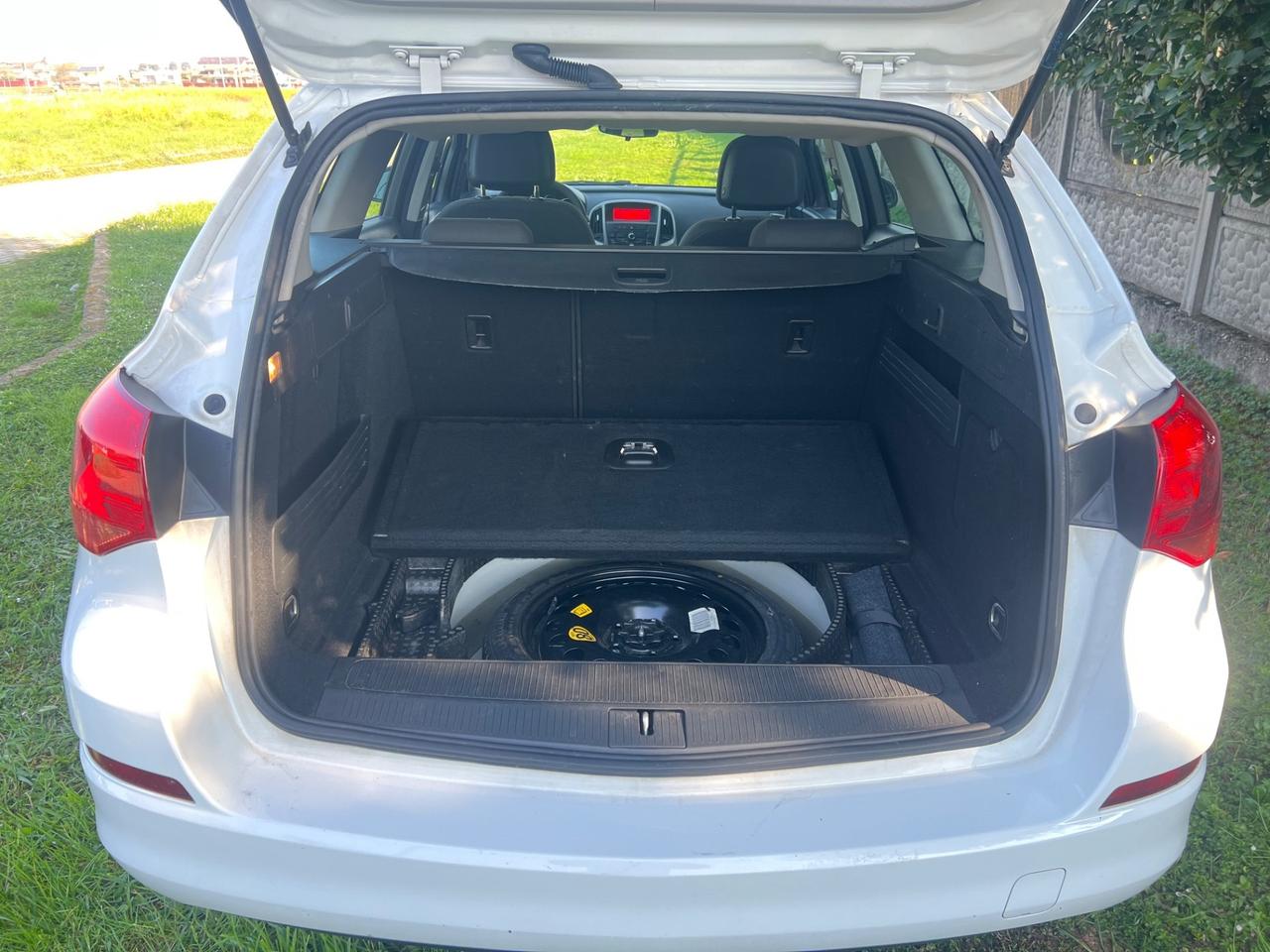 Opel Astra 1.7 CDTI 110CV Sports Tourer Cosmo