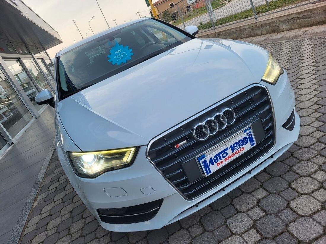 Audi A3 SPB 2.0 TDI 150 CV S tronic + F1 ***S-LINE EDITION ***