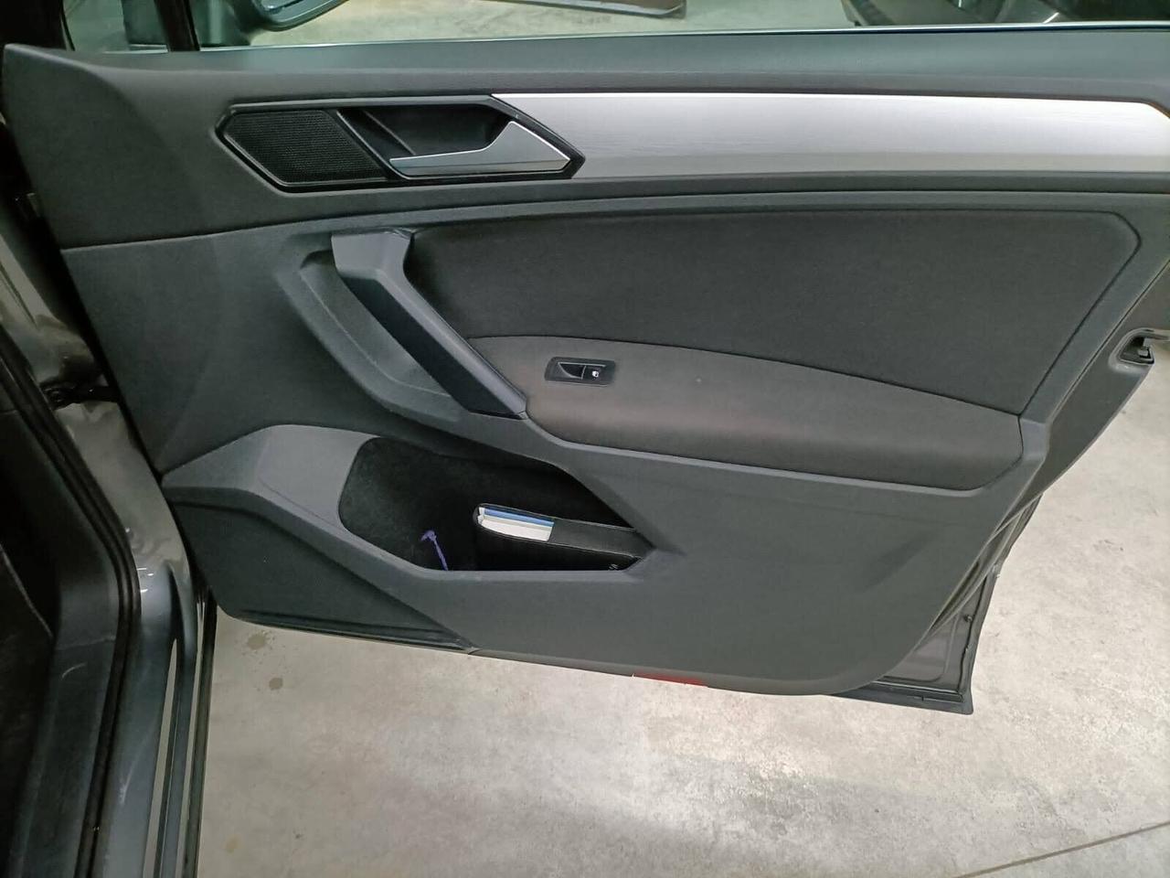 Volkswagen Tiguan 2.0 TDI SCR DSG Style BlueMotion Technology 03/2017