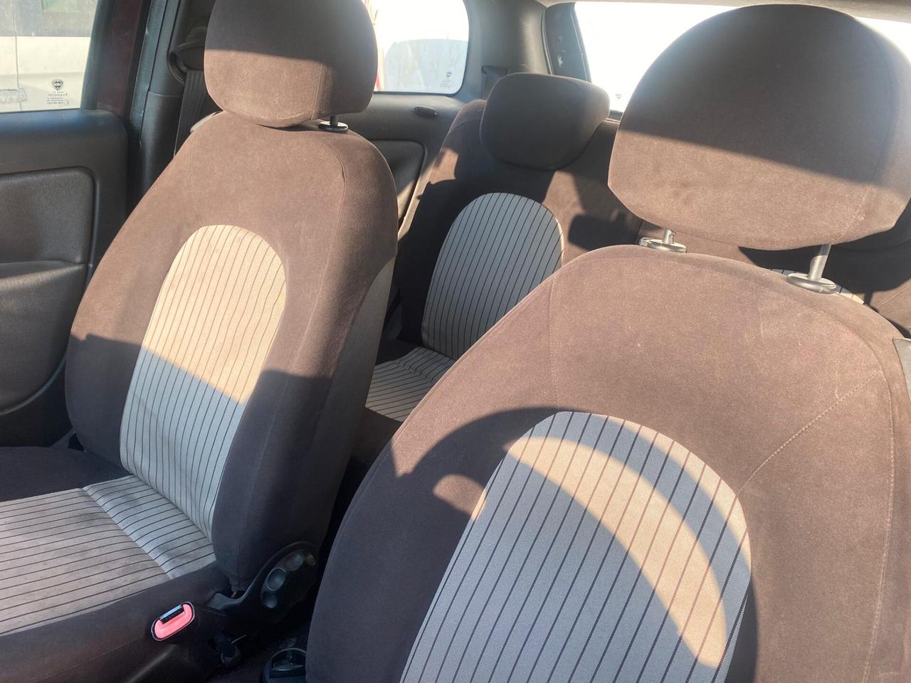 Lancia Ypsilon 1.2 Argento