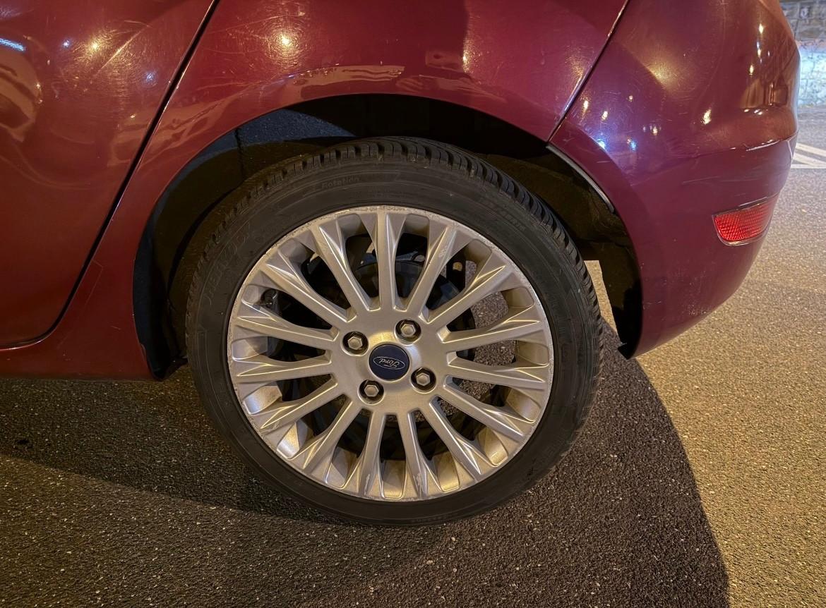 Ford Fiesta 1.2 82 CV 5 porte Titanium