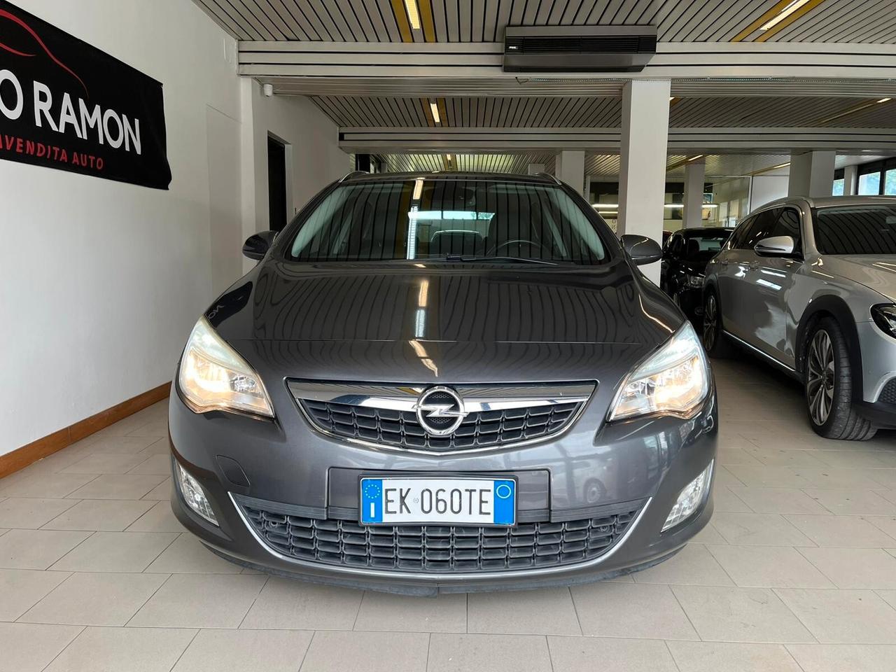 Opel Astra 1.7 CDTI 125CV Sports Tourer Cosmo