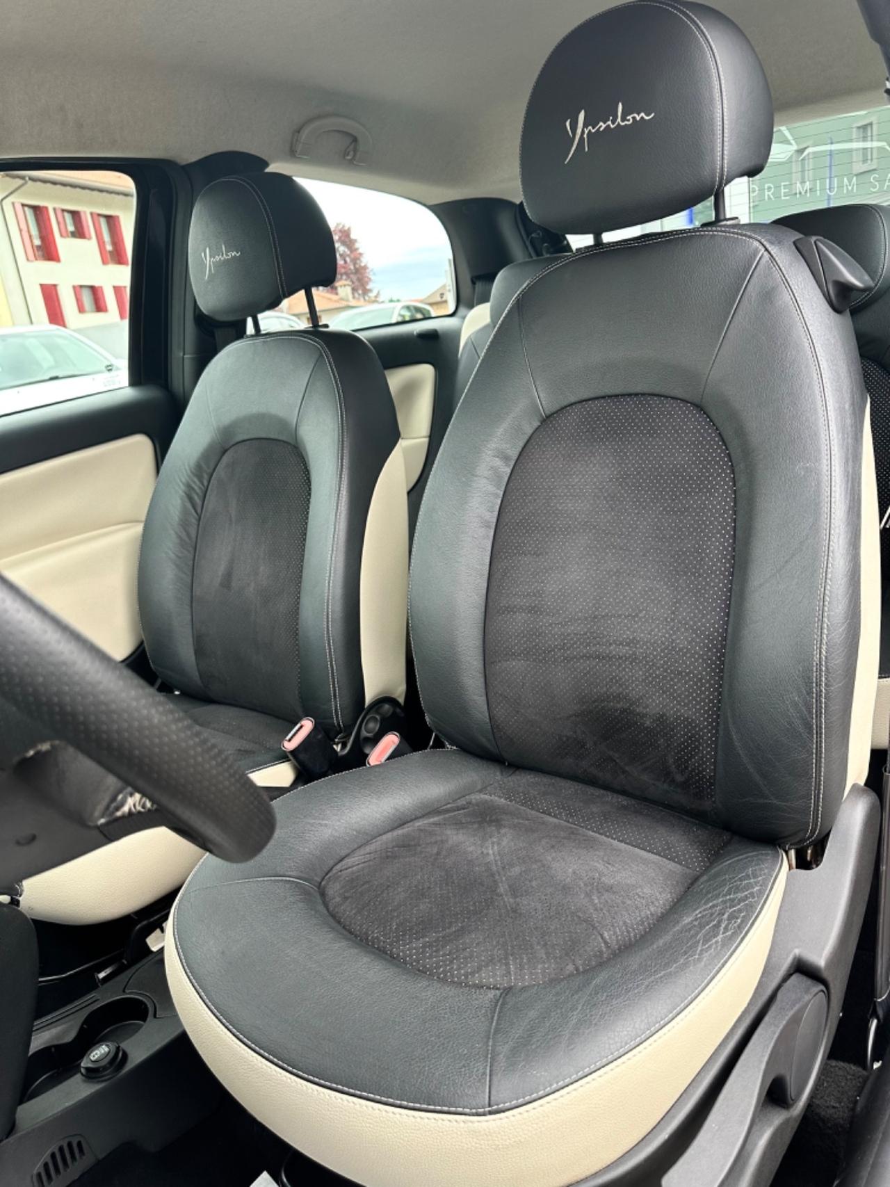Lancia Ypsilon 1.4Bz 95Cv MomoDesign -Neopatentati