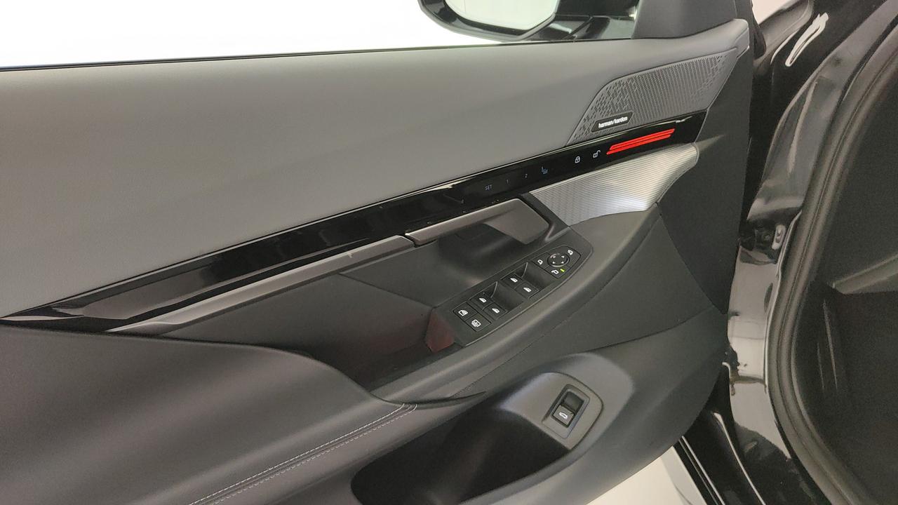 BMW Serie 5 G60 Berlina - 520d 48V xdrive MSport Pro auto