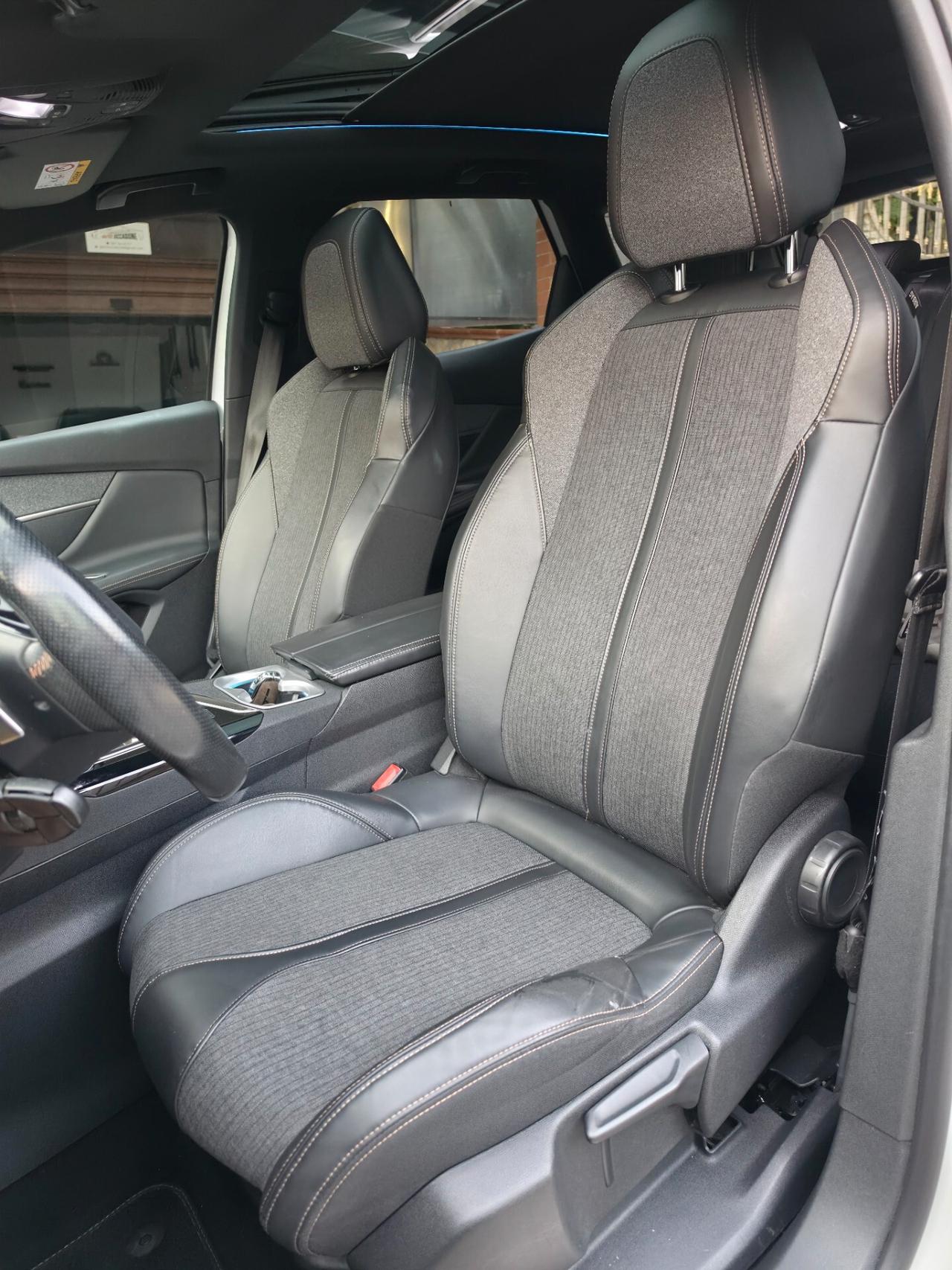 Peugeot 3008 1.6 bluehdi 120 EAT6 GT Line *Tetto