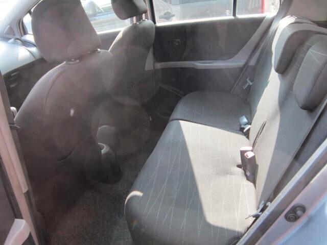 Toyota Yaris 1.0 5 porte Sol NEOPATENTATI UNICO PROPRIETARIO