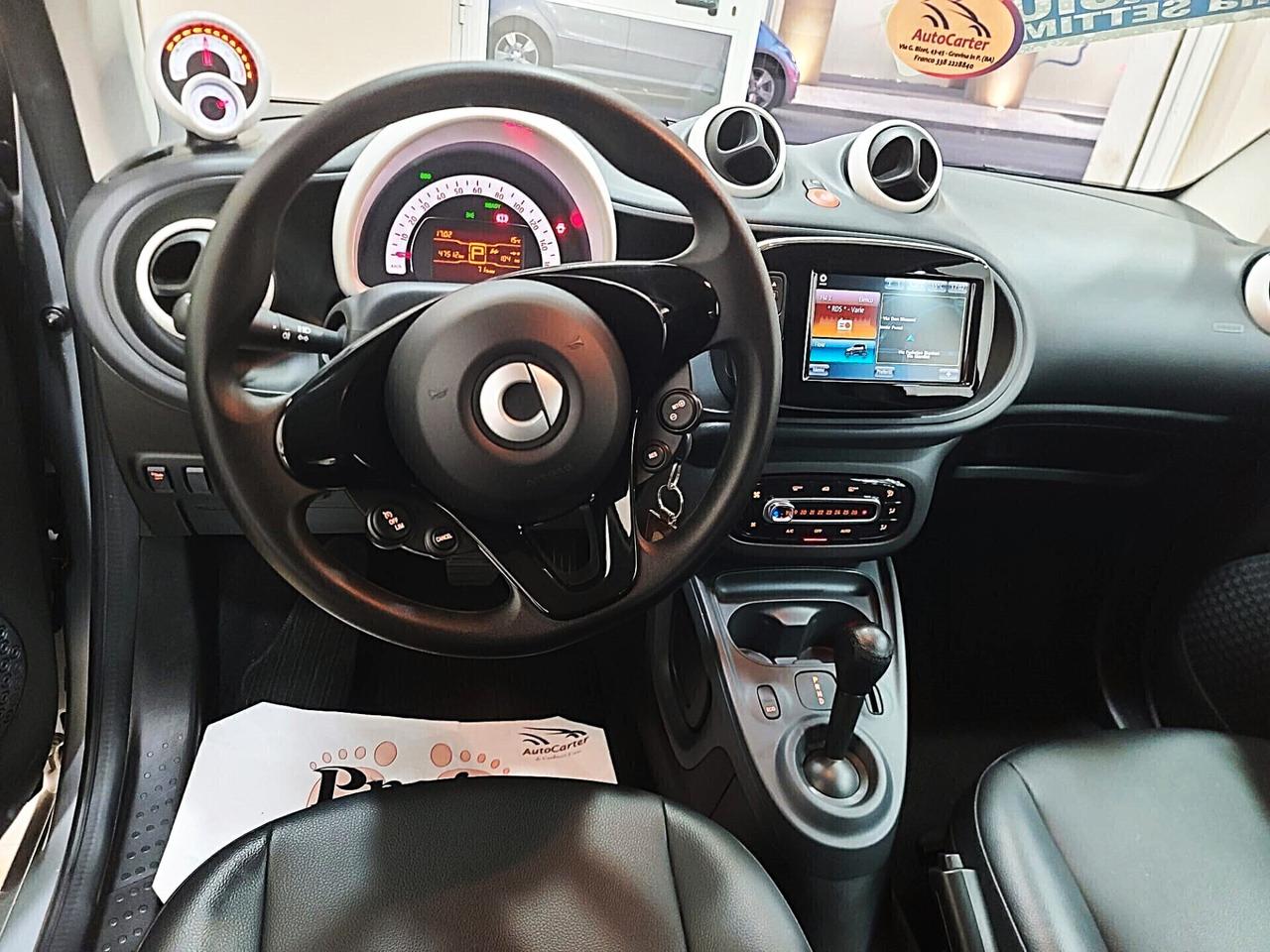 Smart ForTwo EQ Passion** 47 MILA KM**PERFETTA