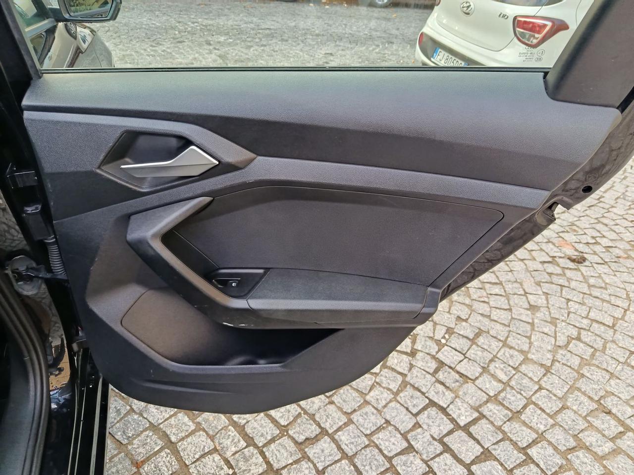 Audi A1 1.0 TSFI Sportback #7554