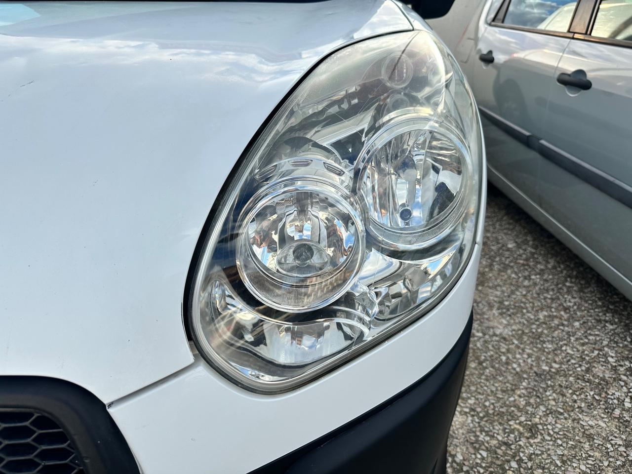 Fiat doblo 1.4 natural power metano turbo6 marce