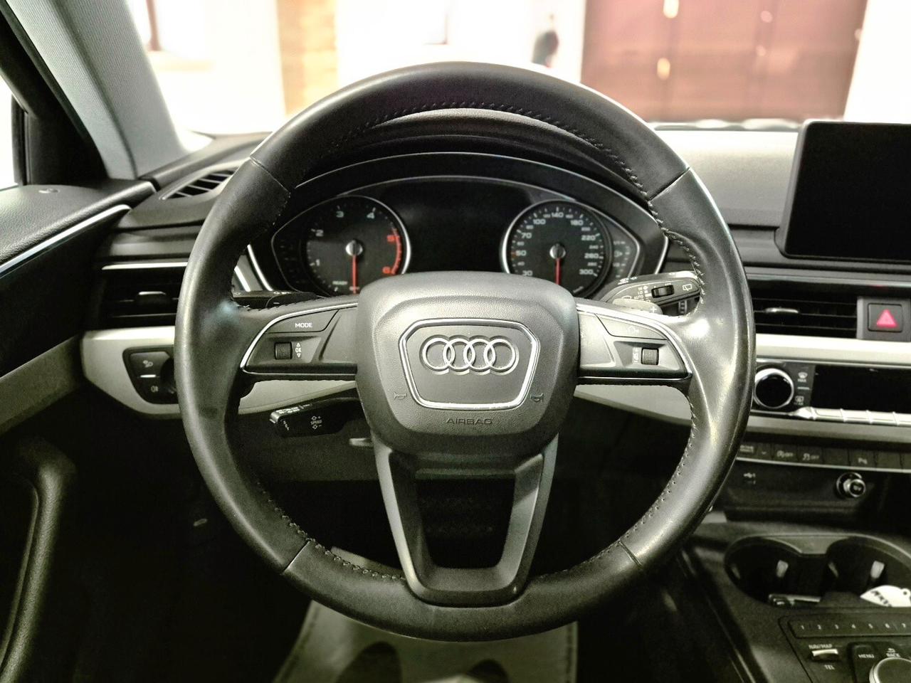 Audi A4 Avant 35 TDI S tronic Business