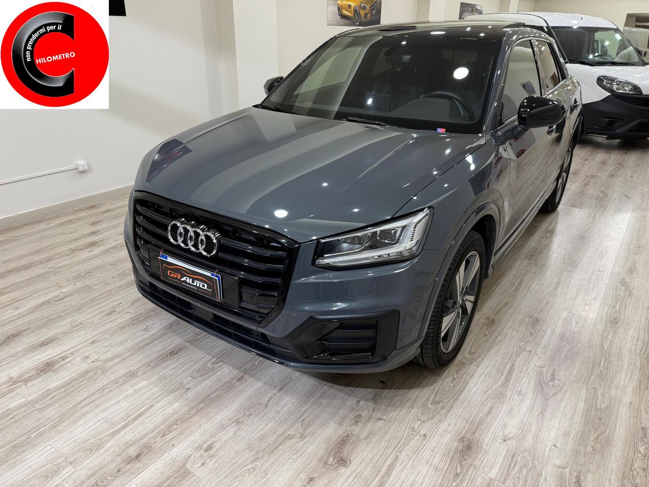 Audi Q2 35 TDI quattro S tronic Blak Edition Tetto Sky Open