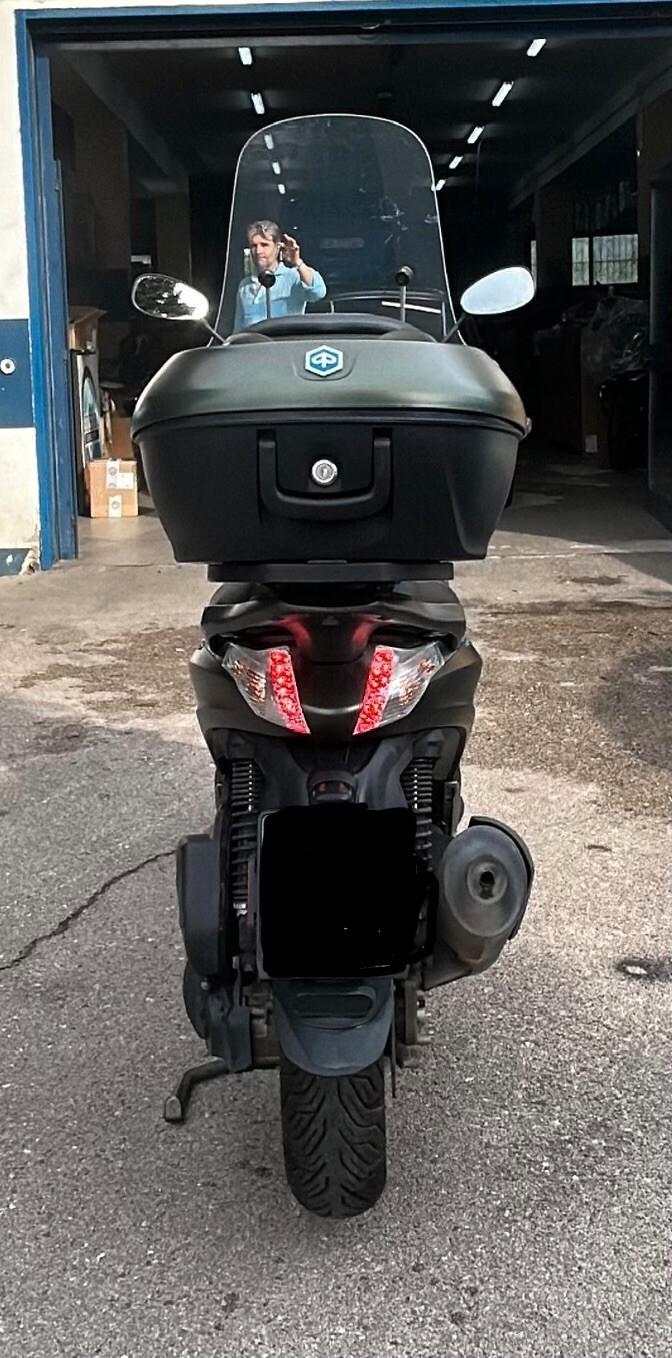 Piaggio Beverly 300 i.e. S