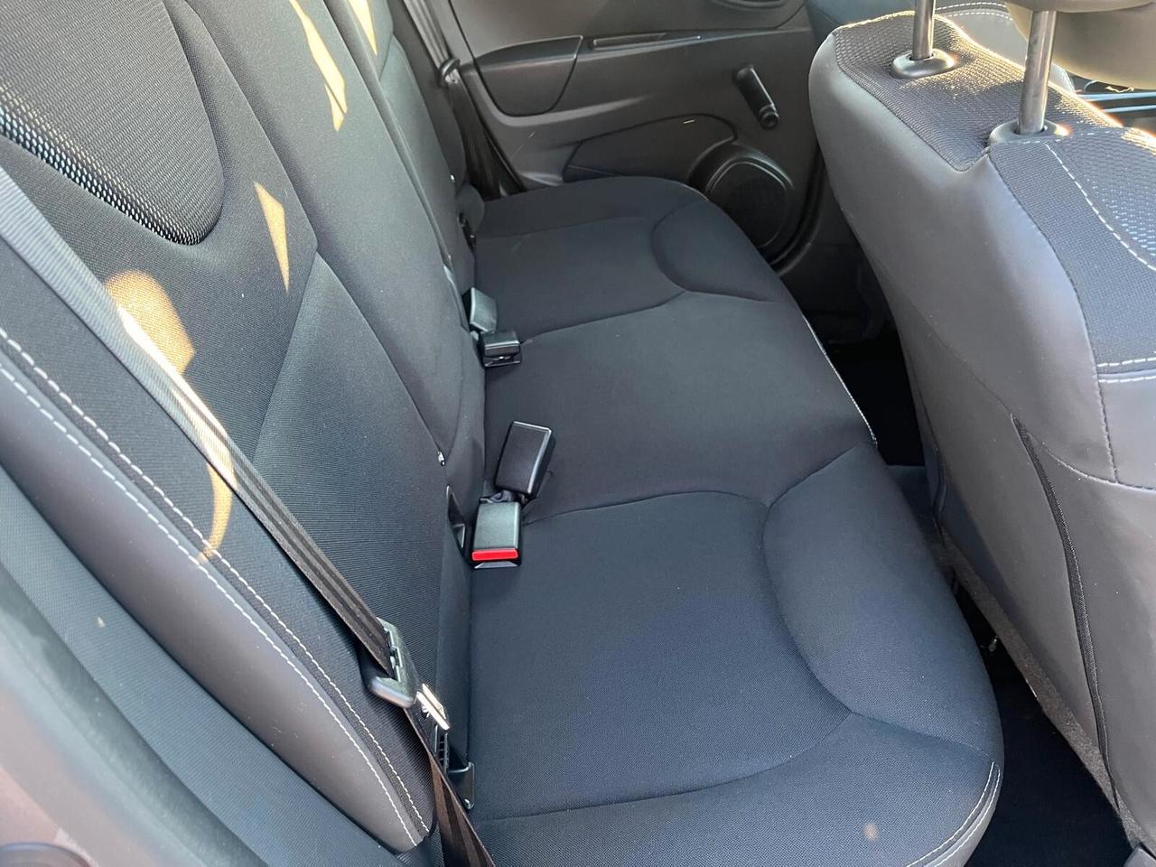 Renault Clio 1.2 75CV 5 porte