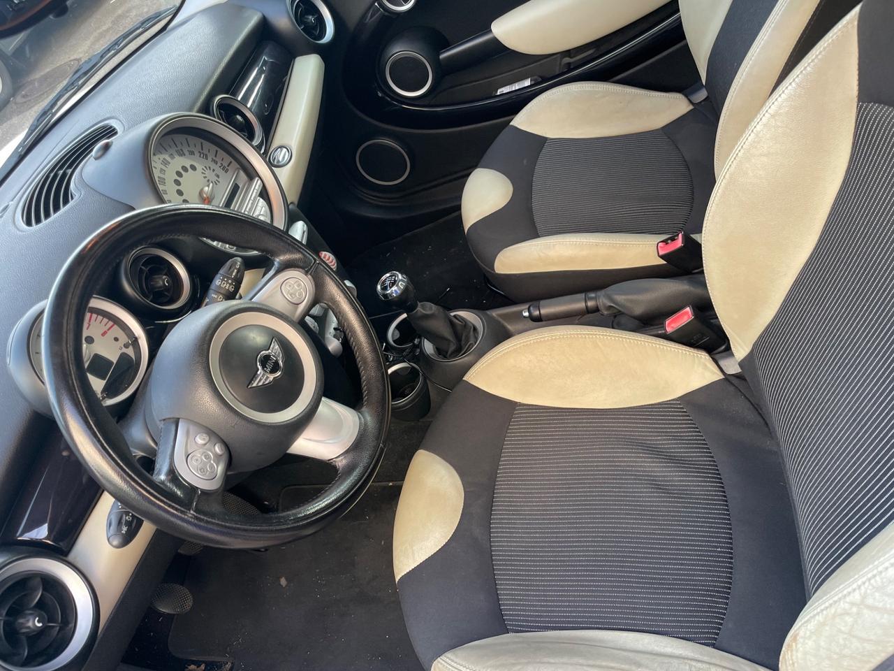 Mini 1.4 16V One Chili