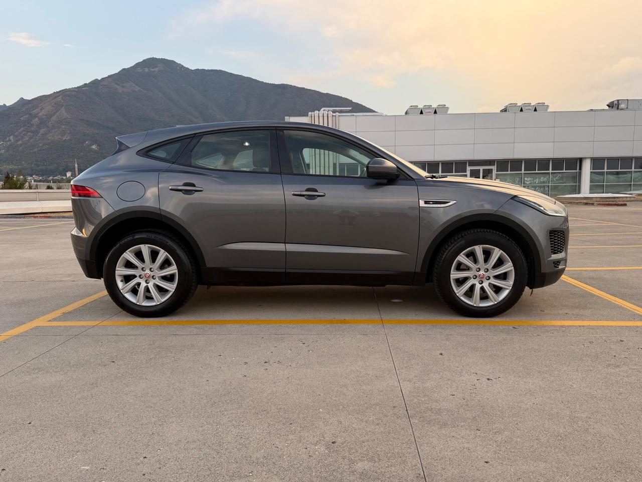 Jaguar E-Pace 2.0D 150 CV AWD aut. HSE