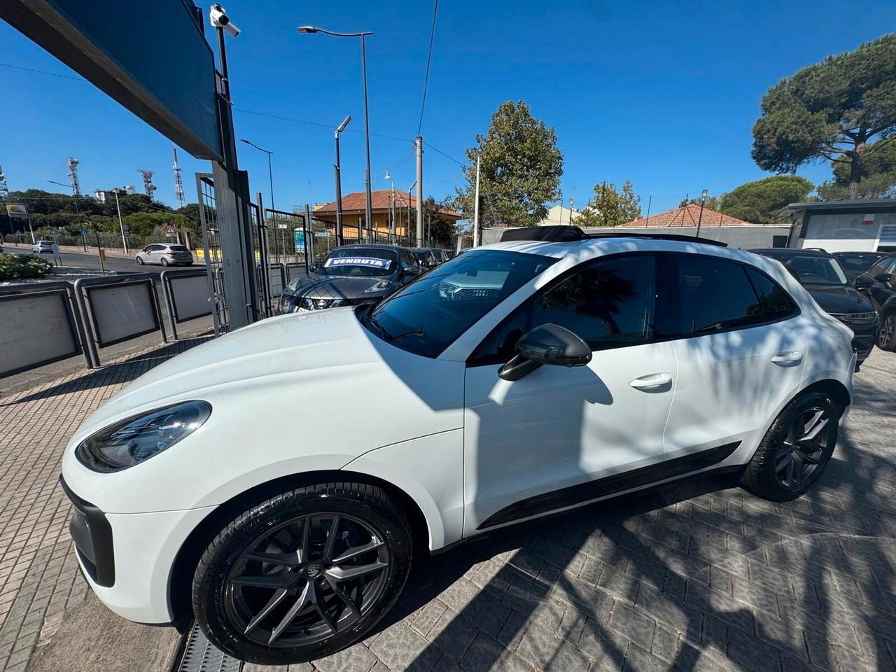 Porsche Macan 2.0 T 2022