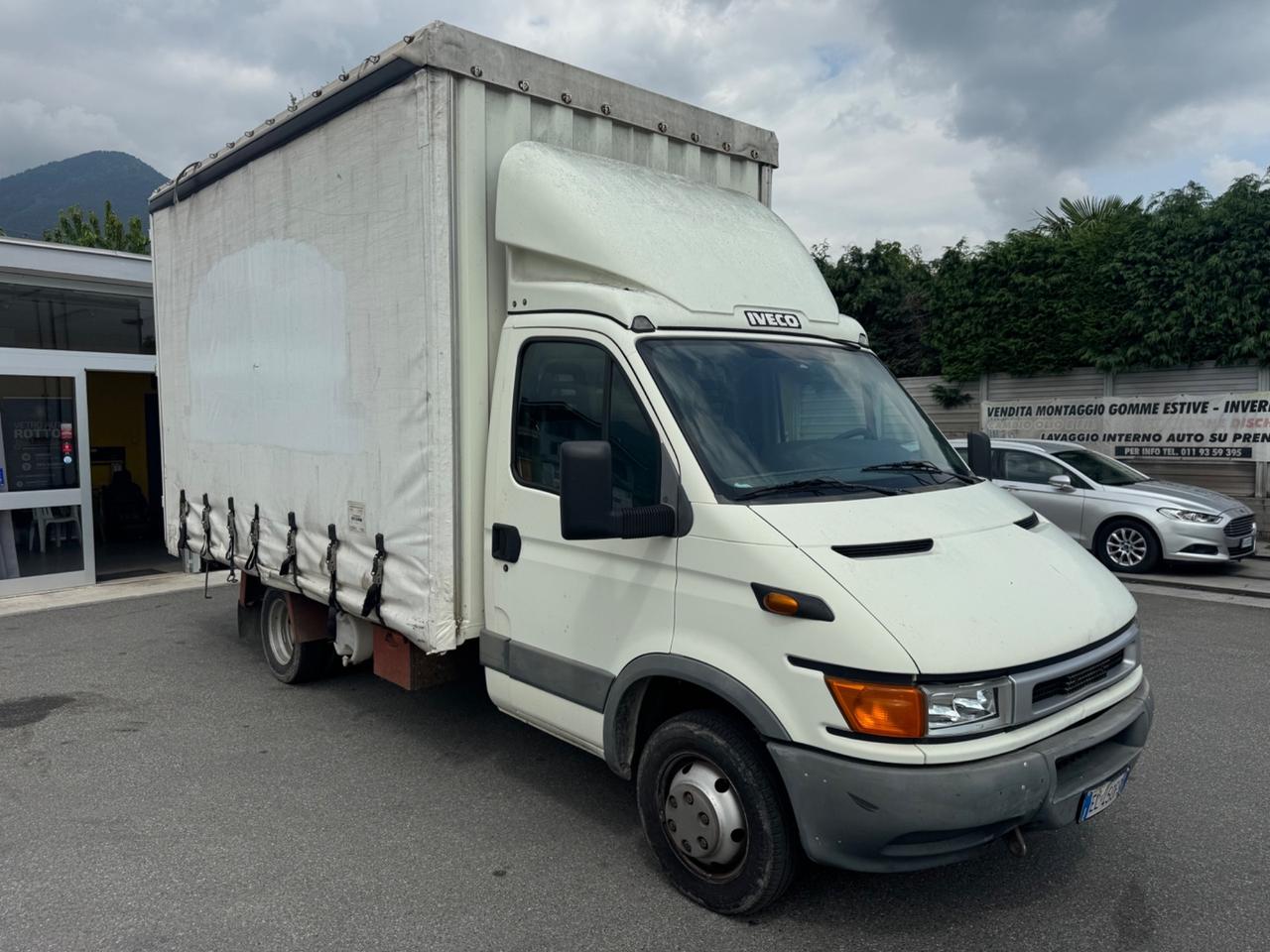 IVECO DAILY 35c13 CENTINATO 6 marce