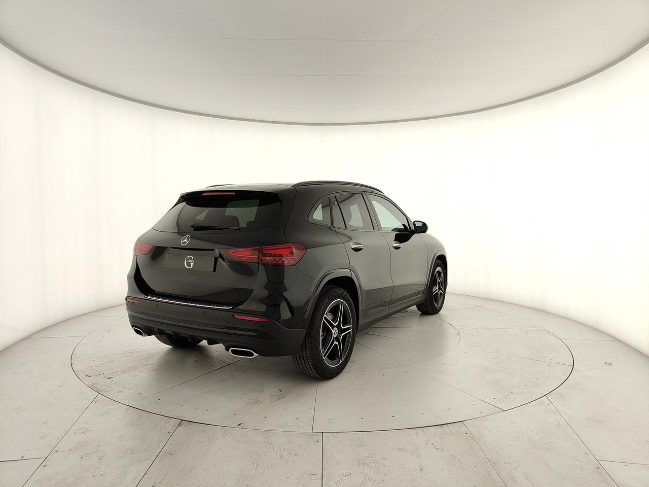Mercedes-Benz GLA 180 d