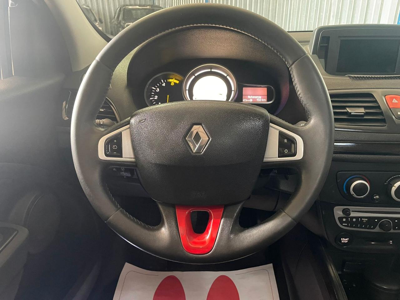 RENAULT MEGANE SPORTOUR GT LINE - NEOPATENTATI