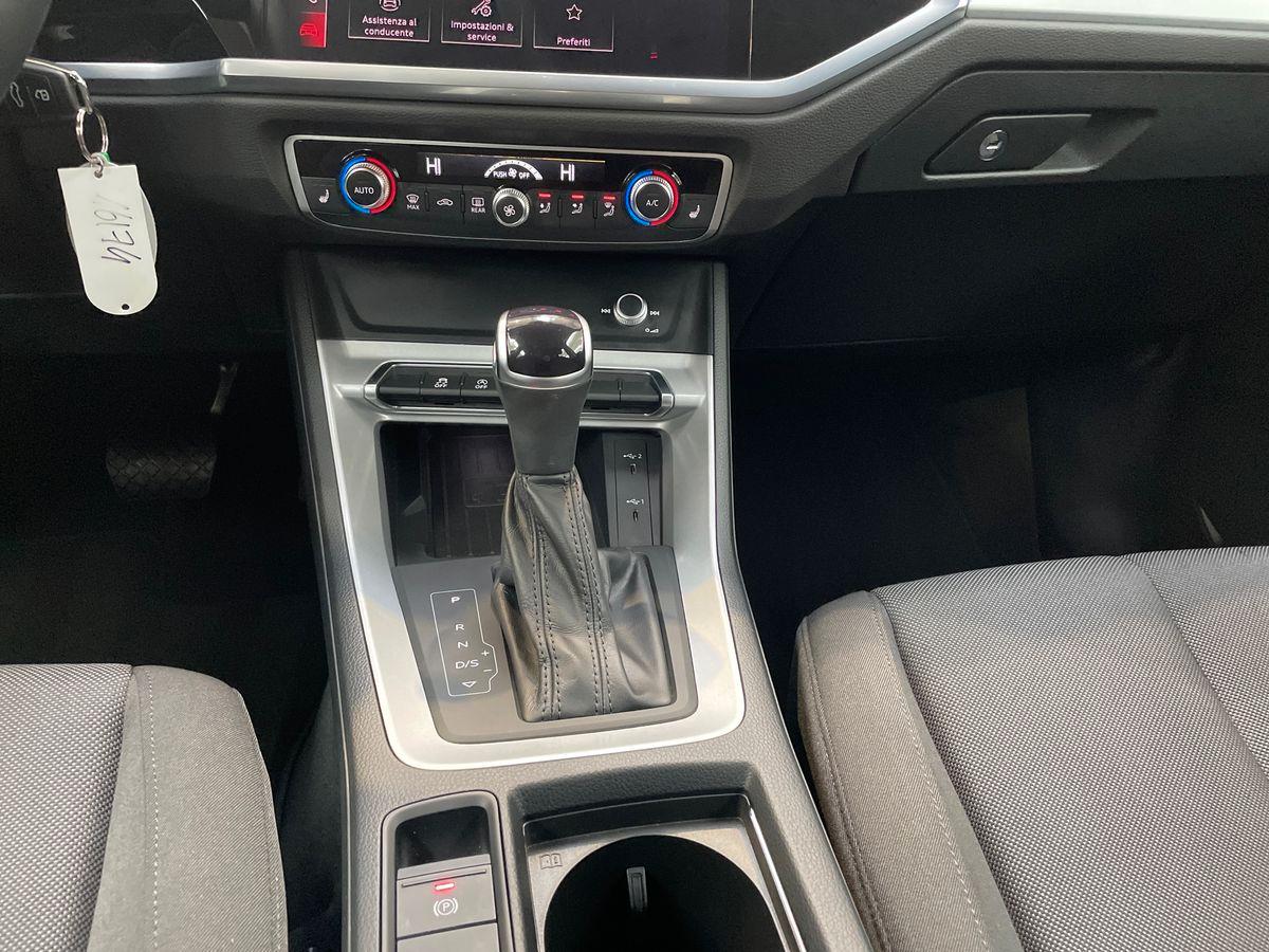 AUDI Q3 II 2018 - Q3 35 2.0 tdi Business Advanced s-tronic