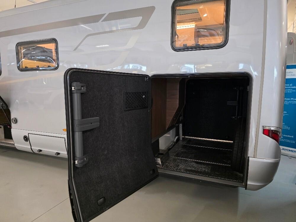 CAMPER HYMER B-KLASSE SL 704