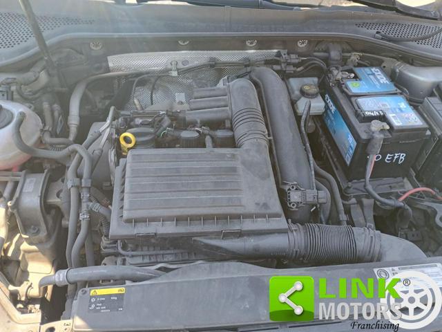VOLKSWAGEN Golf Business 1.4 TSI 140 CV DSG 5p. Highline BlueMot.