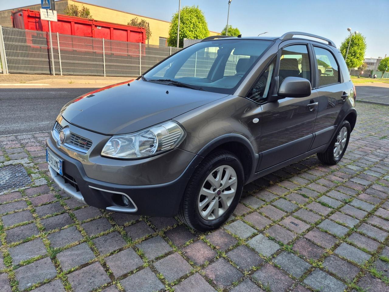 Fiat Sedici 2.0 MJT 16V DPF 4x4 Emotion