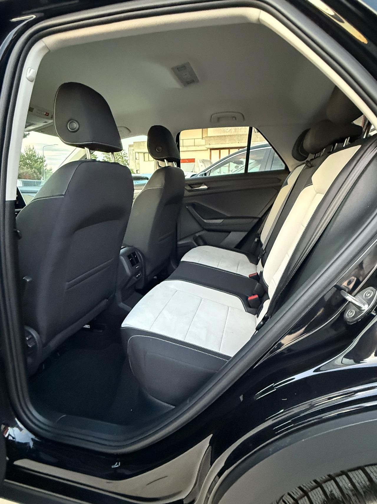 Volkswagen T-Roc 2.0 TDI SCR R-Line