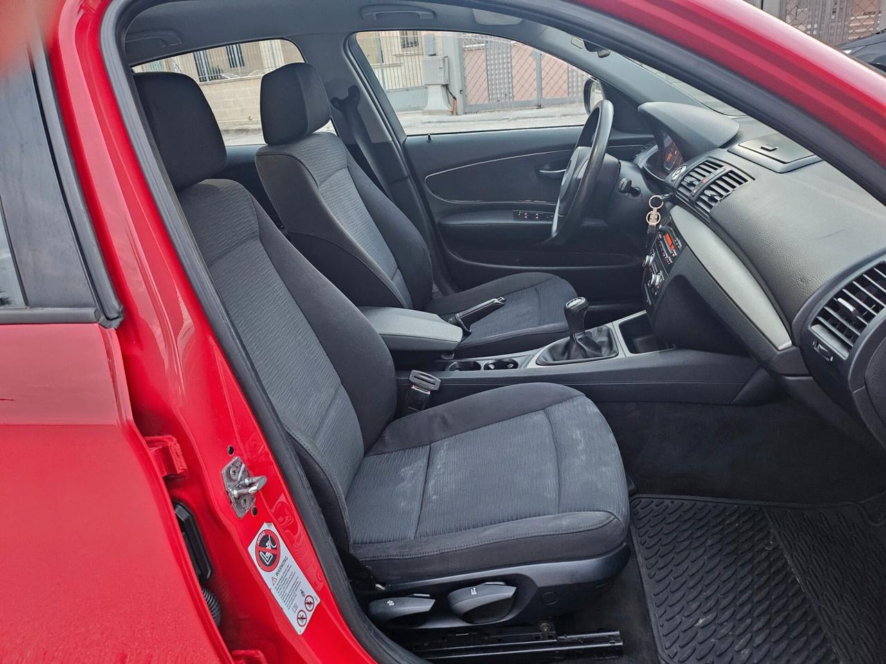 Bmw 116d 5p. serie 1 Urban 2.0d 116cv