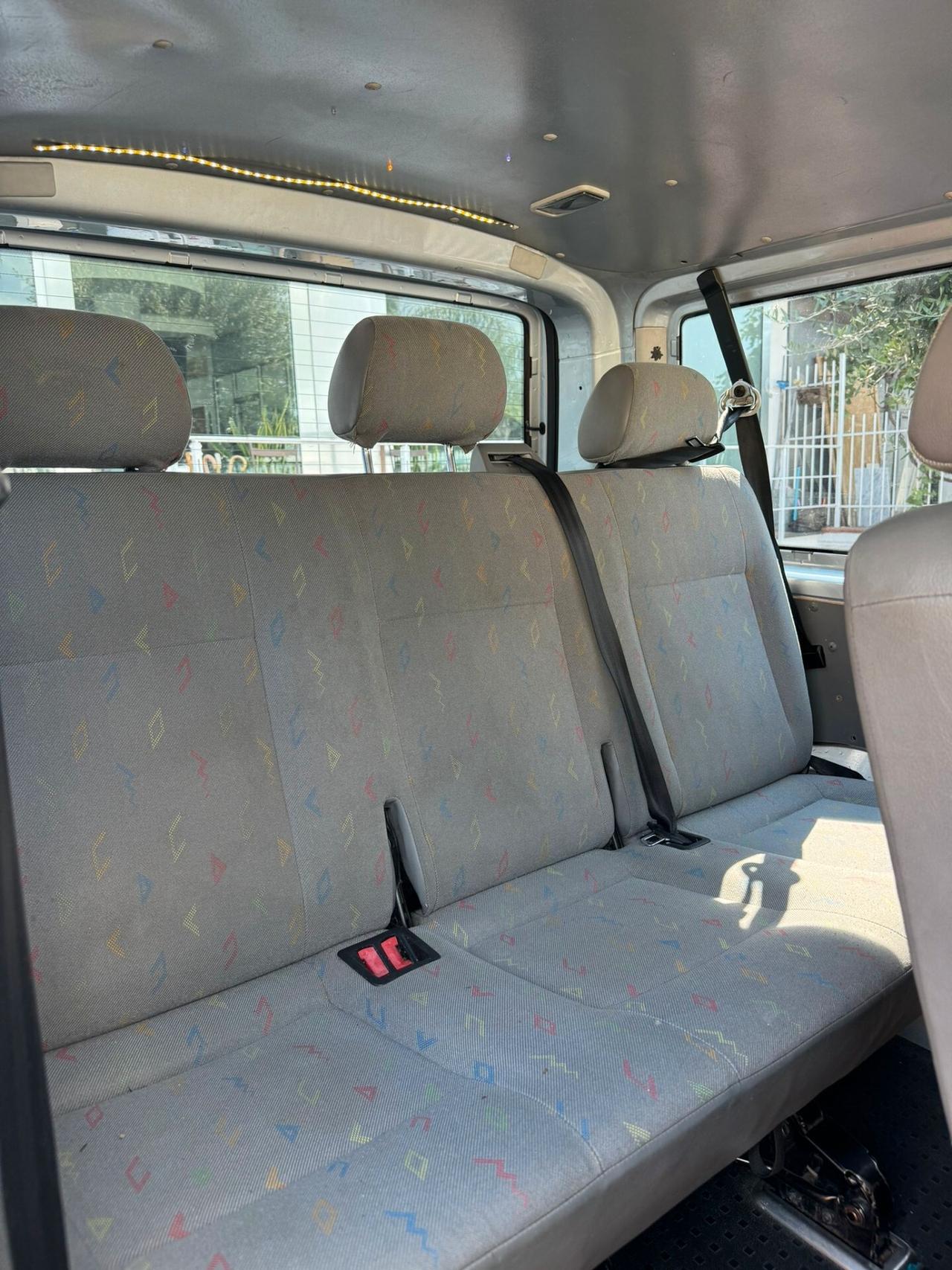 Volkswagen Transporter 1.9 TDI/105CV PC Kombi