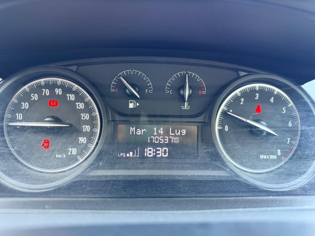 Lancia Ypsilon 1.2 69 CV GPL CASA MADRE