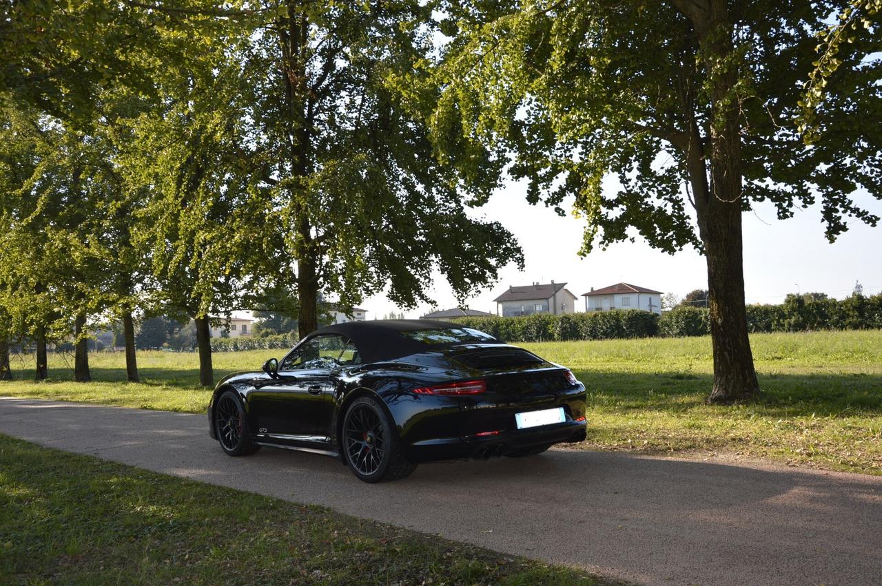 Porsche 911 3.8 Carrera GTS Cabriolet
