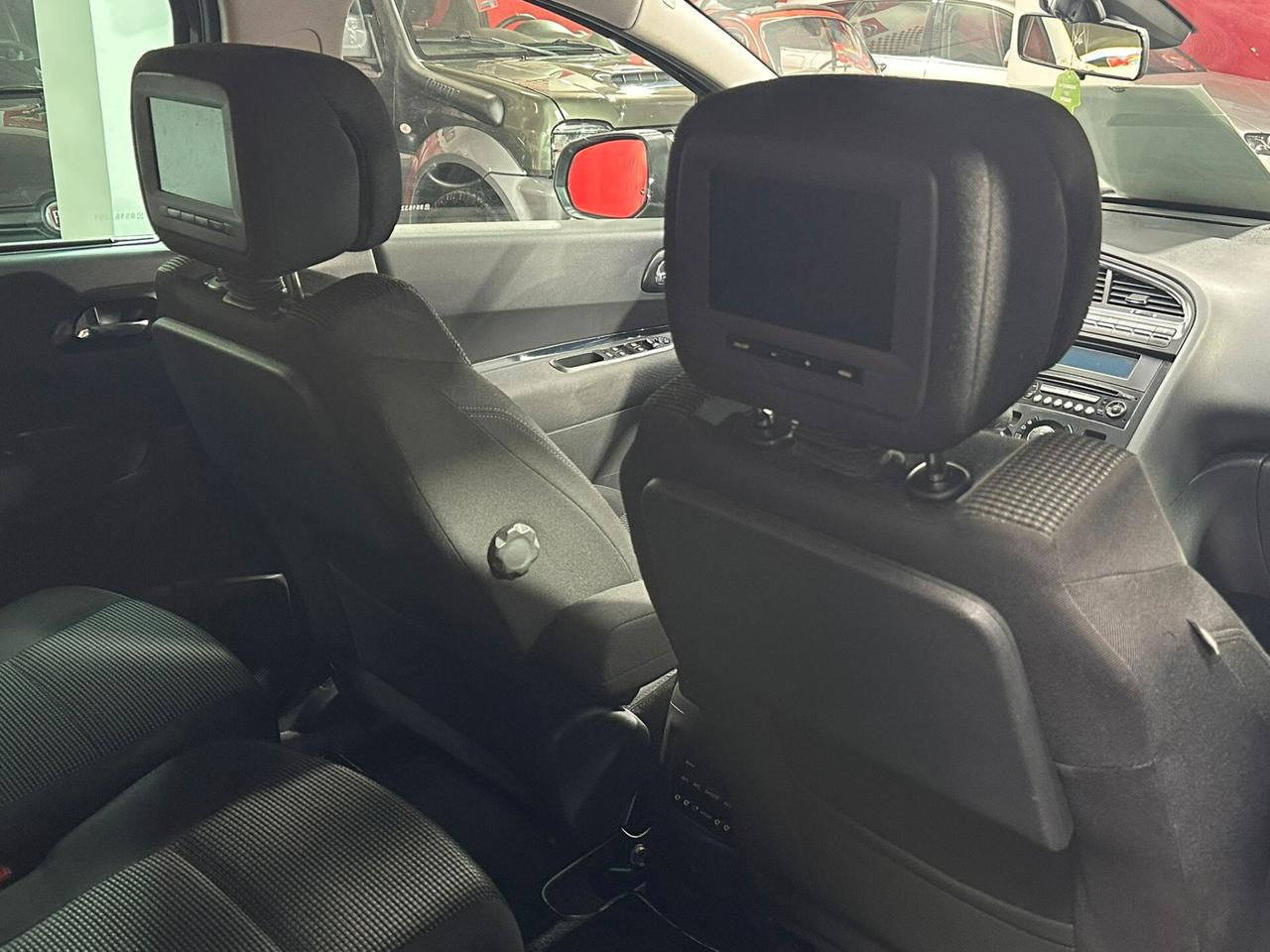 Peugeot 5008 1.6 HDi 112CV Féline 7 posti - 2011